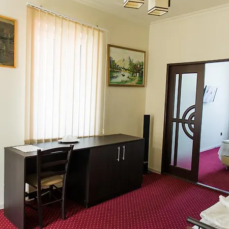 Pensiunea Schwartz Гостевой дом 3*
