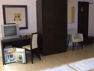 Konukevi Pensiunea Schwartz